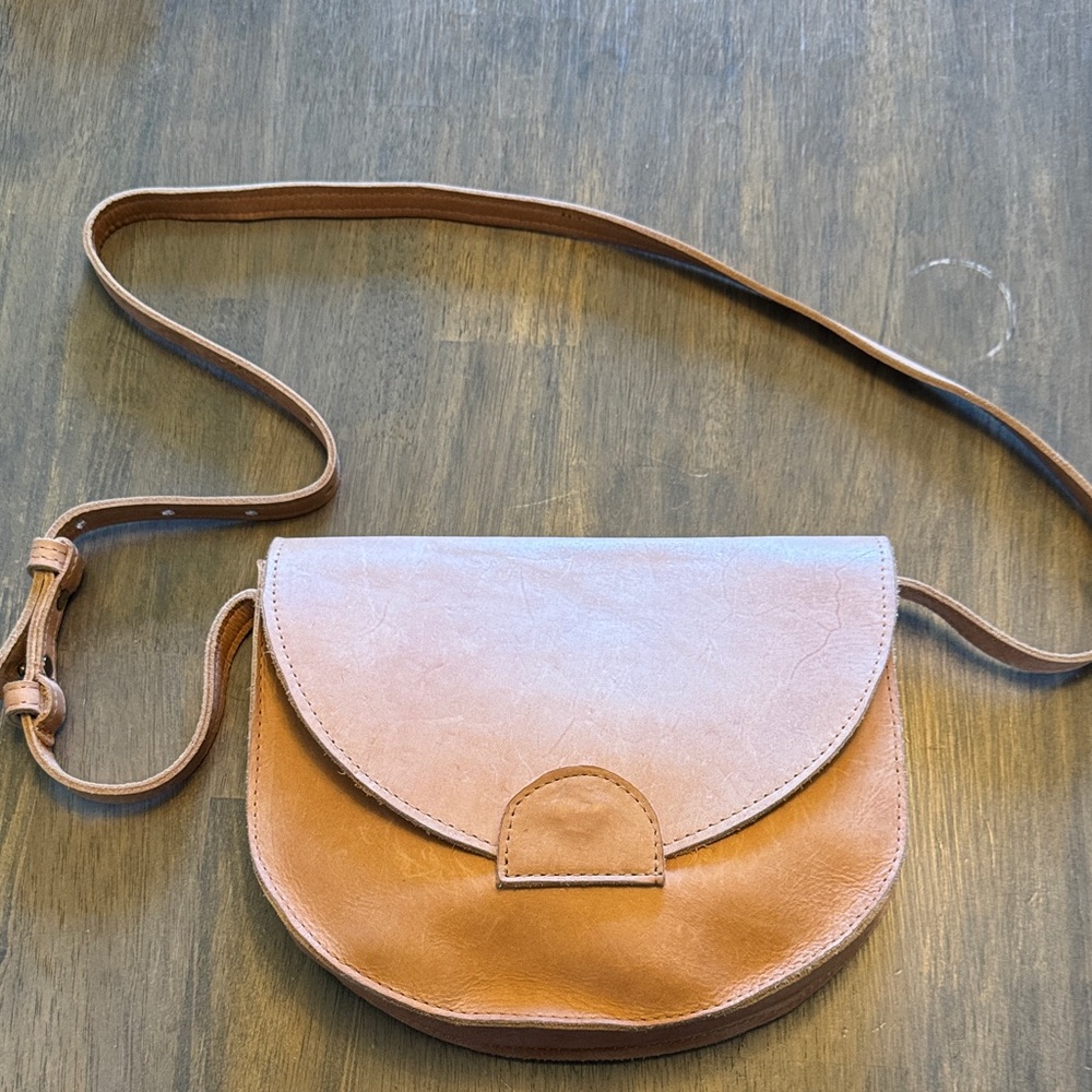 ABLE Hana Saddlebag Tan